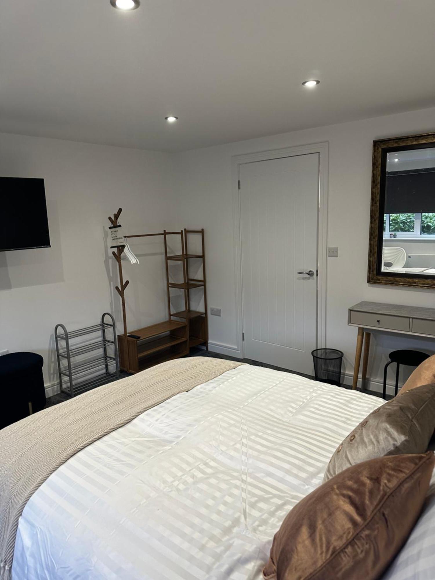 Poppy Lodge Faversham Boughton under Blean ภายนอก รูปภาพ